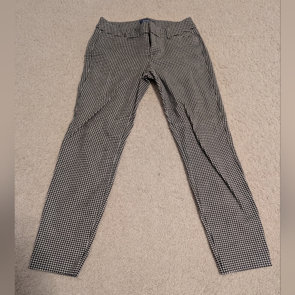 Old Navy Checkered Women's Mid Rise Pixie Pants, Size 2 Regular
